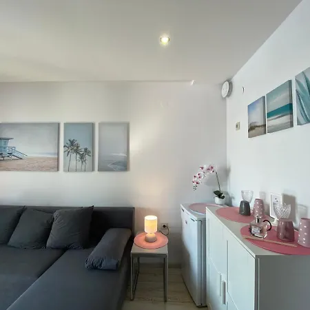 Large Cozy Paradiso 109 Nesebyr