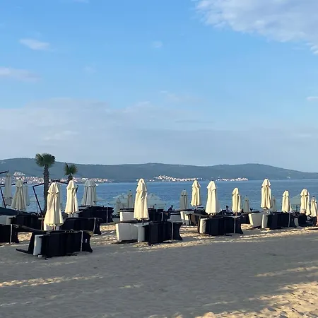 Paradiso 'в' 109 Large Cozy Apartment Nesebar