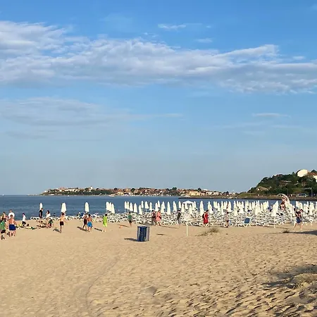Paradiso 'в' 109 Large Cozy Apartment Nesebar